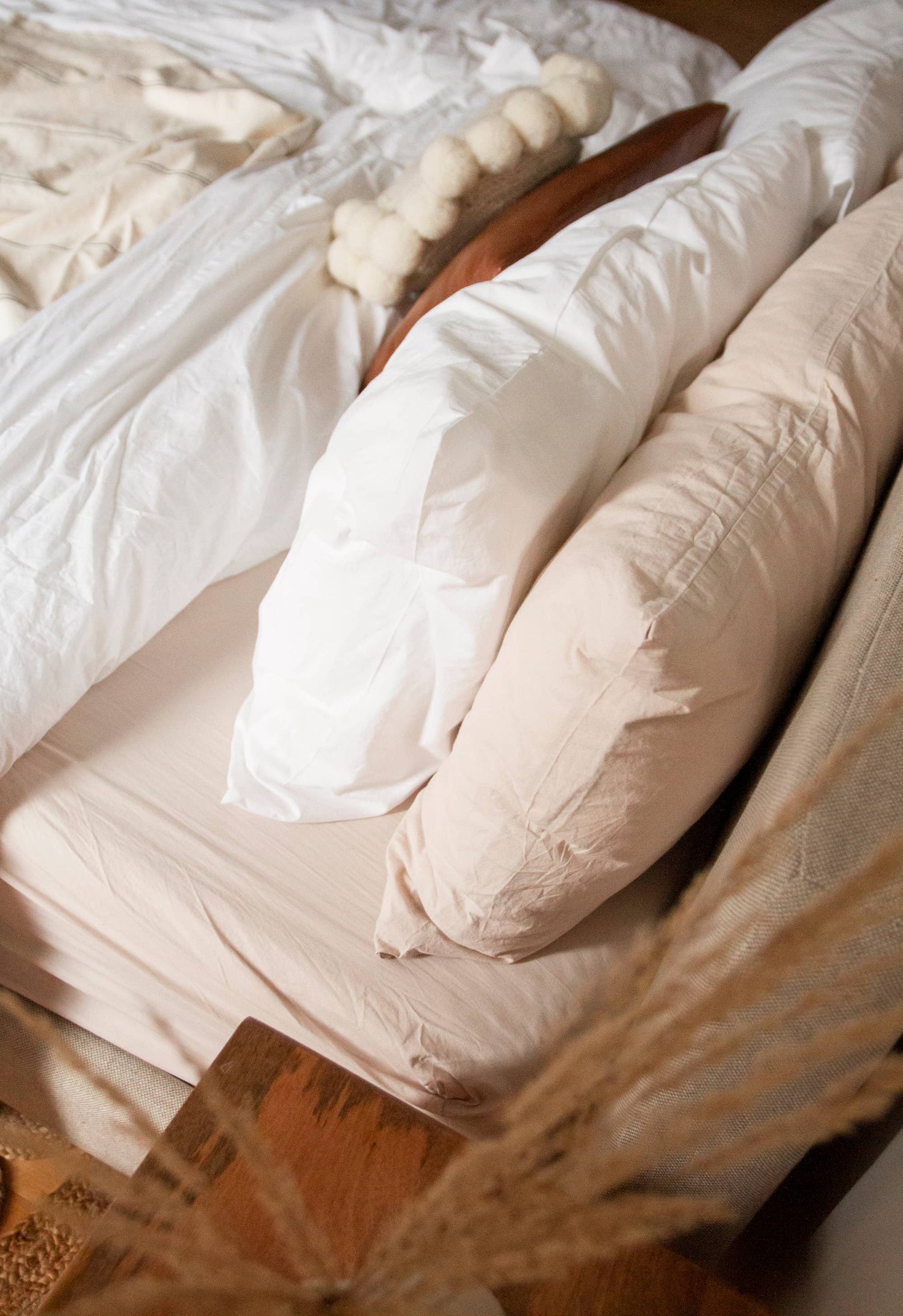 Fitted Sheet: Oat Milk / Queen