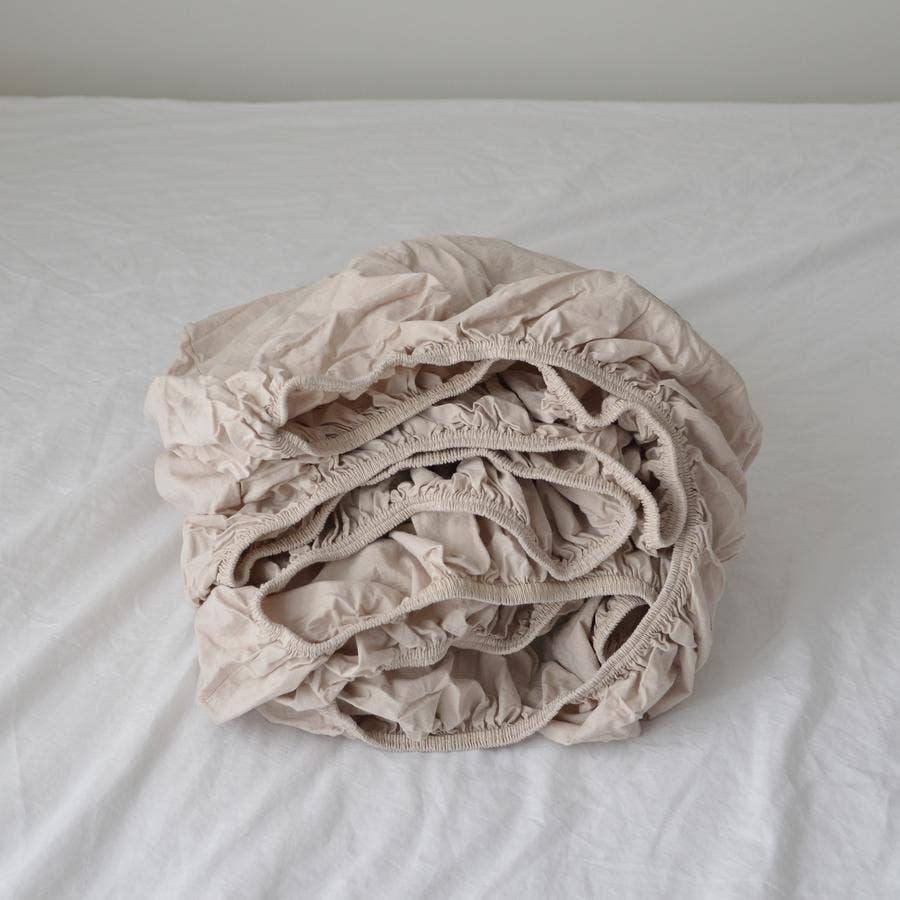 Fitted Sheet: Oat Milk / Queen