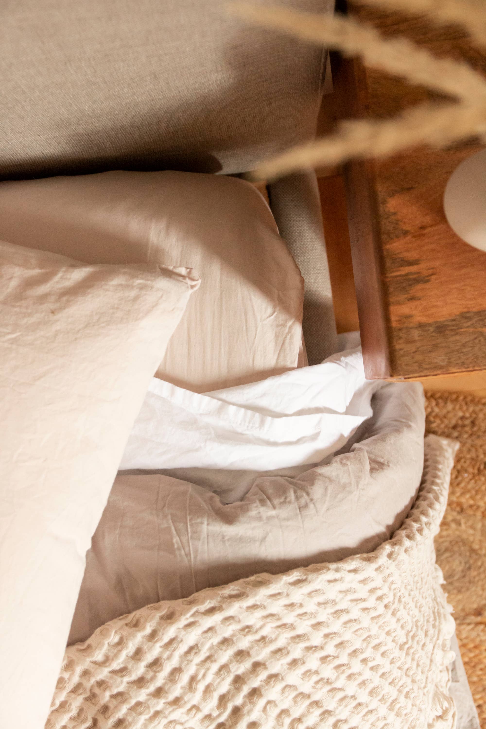 Fitted Sheet: Oat Milk / Queen